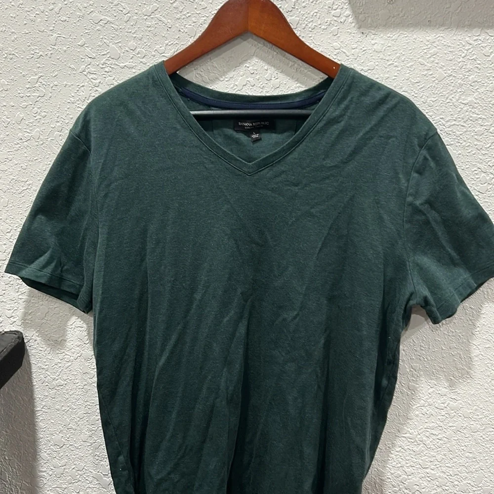Banana Republic luxury touch green short sleeve Men’s  shirt size L GUC